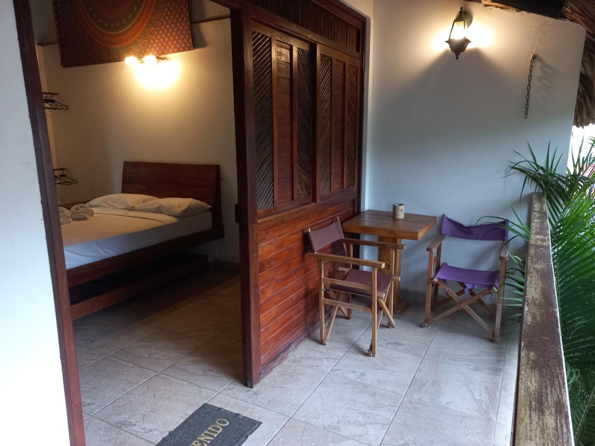 El Leon Feliz Palomino Hotel Ngoại thất bức ảnh
