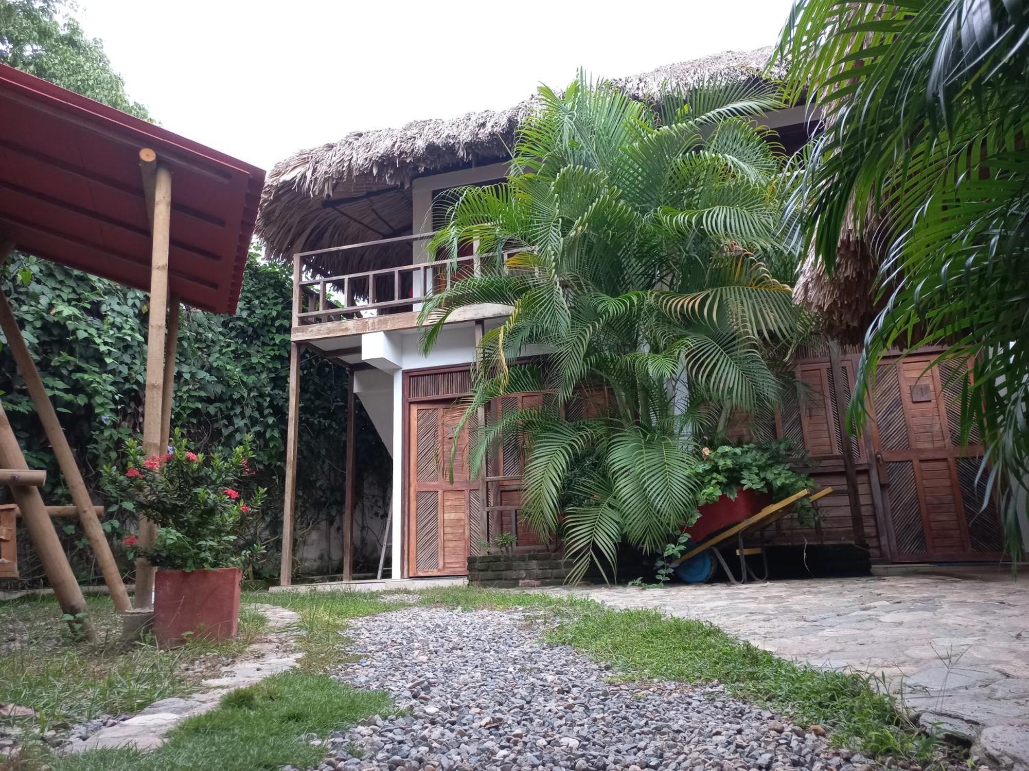 El Leon Feliz Palomino Hotel Ngoại thất bức ảnh